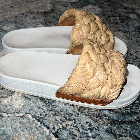 Robert Clergerie RAFFIA slides, Pre-Loved (39) - Picture 3 of 7